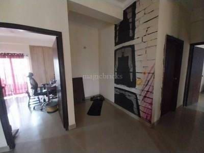 Buy 4 BHK Flat in Sector 77