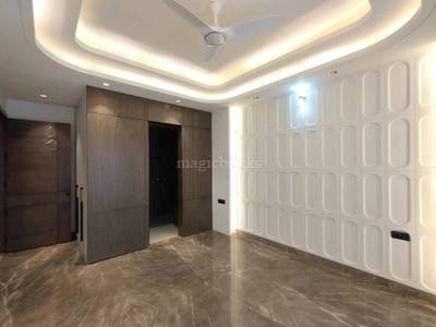 4BHK Builder Floor Apartment for Resale in South City 2