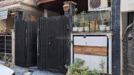 3BHK Multistorey Apartment for Resale in Block J Rajouri Garden 3BHK Multistorey Apartment for Resale in Block J Rajouri Garden