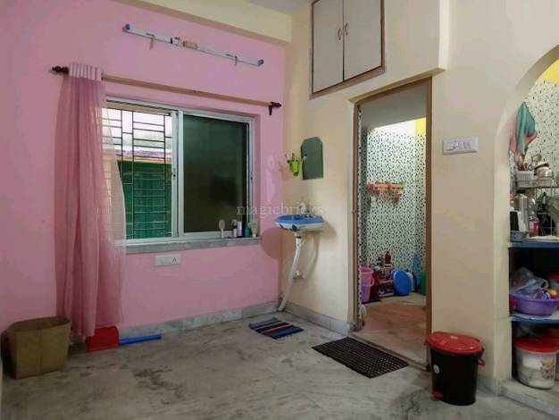 Resale Flats Bhk Flat In Kasba Within 20 Lakhs Lakh To 20 Lakhs