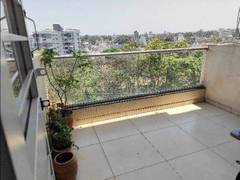 BHK Flats in Nagala Park, Kolhapur: 6+ Flats Apartments