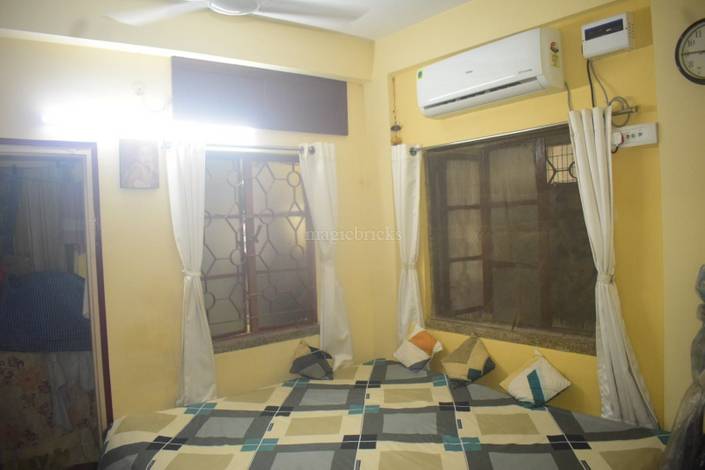 BHK Flats in Baguiati, Kolkata: 16+ Flats Apartments