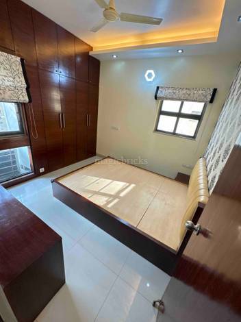 BHK Flats in Hindustan More, Kolkata: 5+ Flats Apartments