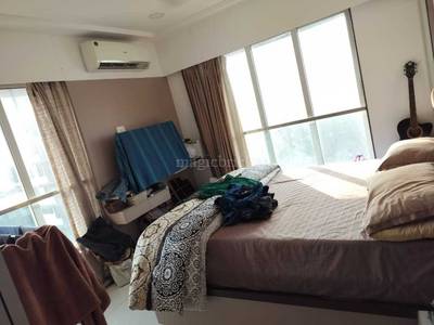 2BHK Multistorey Apartment for Rent in Bandra West 2BHK Multistorey Apartment for Rent in Bandra West