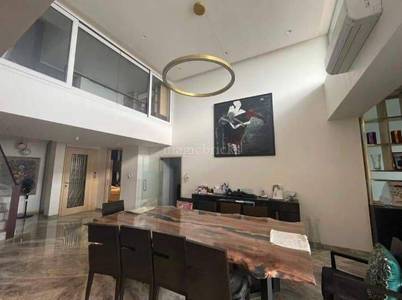 Buy  4 BHK  Villa in  Juhu   Mumbai