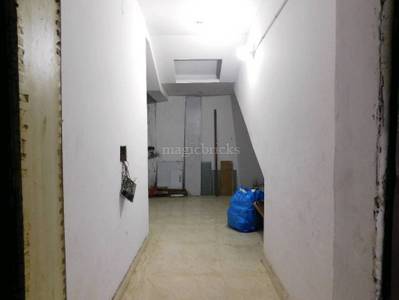  Commercial Shop for Rent in Phase 2 Ashok Vihar