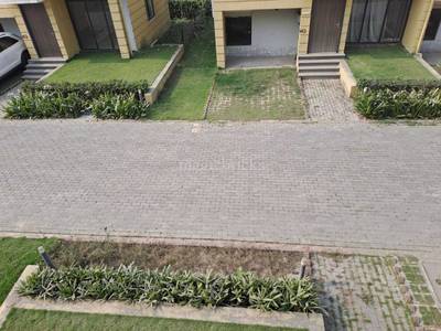 Buy  3 BHK  Villa in  Diamond Harbour Road   Kolkata