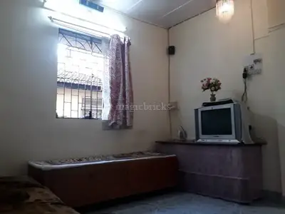 2 BHK Flat in Coin House in Bandra West