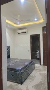 Buy 3 BHK House in Mukherjee Nagar New Delhi