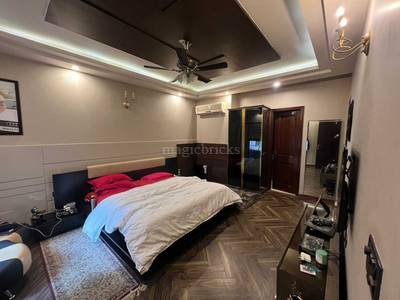 8 BHK House for Sale in DLF Phase 2 Gurgaon