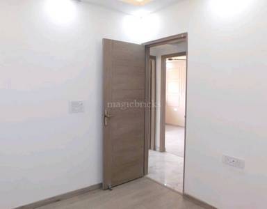 5 BHK Flat in 