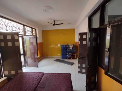 5 BHK House for Sale in Sector 12 Noida