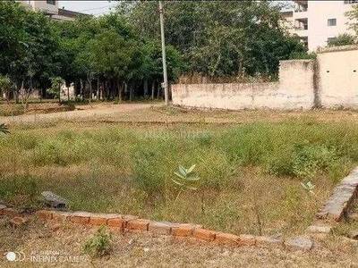 Land / Plot in Sector 122 Noida