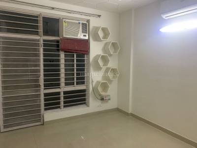 2BHK Multistorey Apartment for Resale in Omaxe Grand Tower at Sector 93B, Noida Express Way