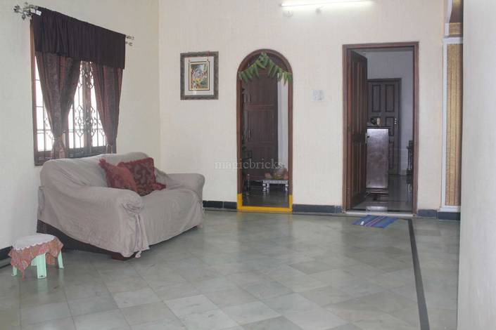 Flats in Ravindra Nagar Habsiguda, Hyderabad 6+ Apartments by