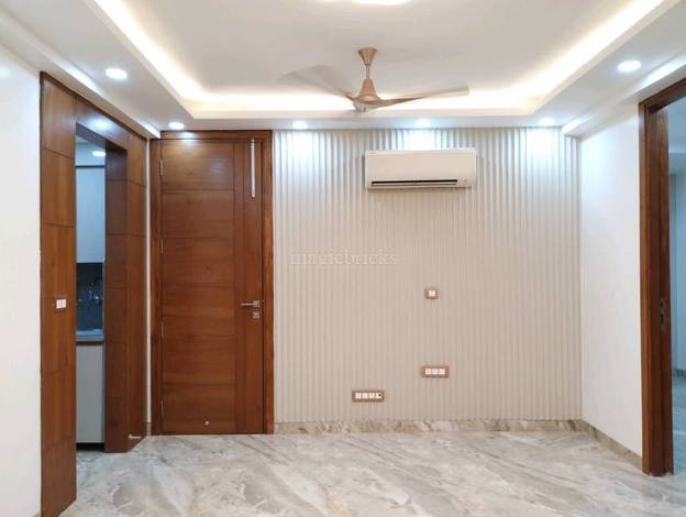 Krishna Nagar Bhk Flat For Sale In Safdarjung Enclave Flats In