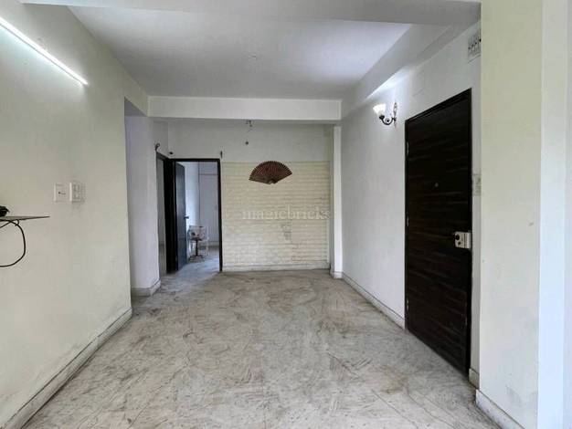 BHK Flats in Chandra Nath Roy Road, Kolkata: 36+ Flats Apartments