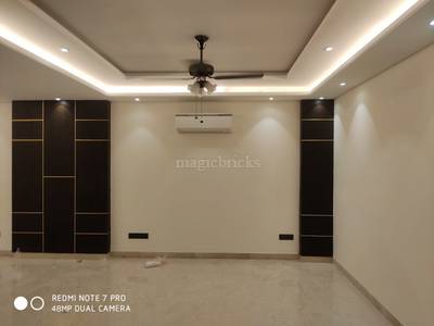 4BHK Builder Floor Apartment for Rent in South Extension 2 4BHK Builder Floor Apartment for Rent in South Extension 2