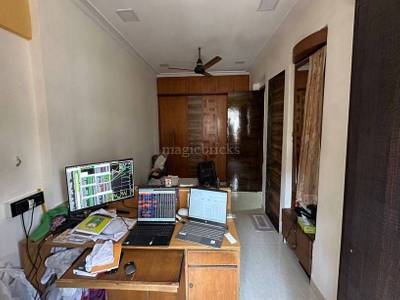 3BHK Multistorey Apartment for Rent in Malad 3BHK Multistorey Apartment for Rent in Malad