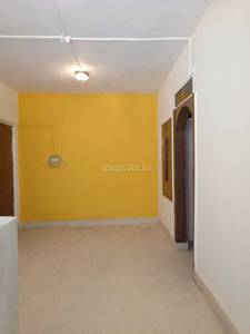 1BHK Multistorey Apartment for Rent in Kalina 1BHK Multistorey Apartment for Rent in Kalina