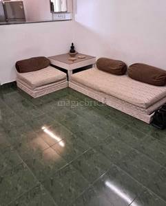 1BHK Multistorey Apartment for Rent in Santacruz West 1BHK Multistorey Apartment for Rent in Santacruz West