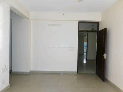 4 BHK Flat in Purvanchal Royal Park in Sector 137