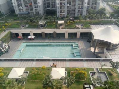 3BHK Multistorey Apartment for Resale in Grand Omaxe at Sector 93, Noida Express Way