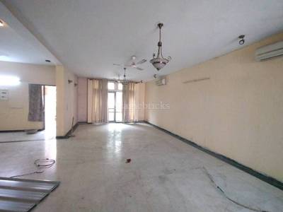 Buy  4 BHK  Villa in  Nirvana Country   Gurgaon