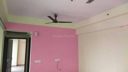 2 BHK Flat in Sethi Max Royal in Sector 76