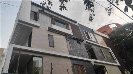 Buy  5 BHK  Villa in  JP Nagar   Bangalore