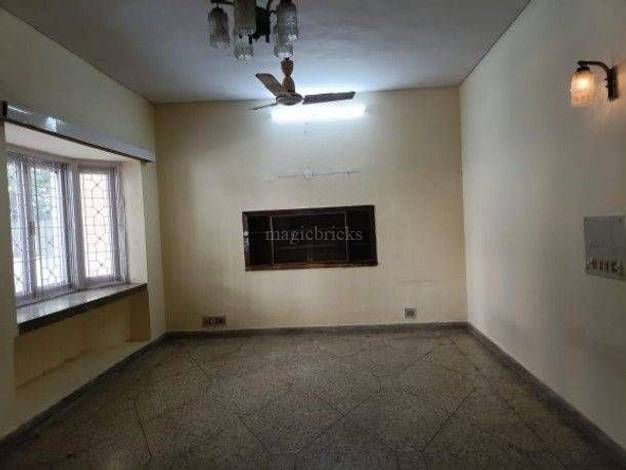 BHK Flats in Chittaranjan Park, New Delhi: 15+ Flats Apartments