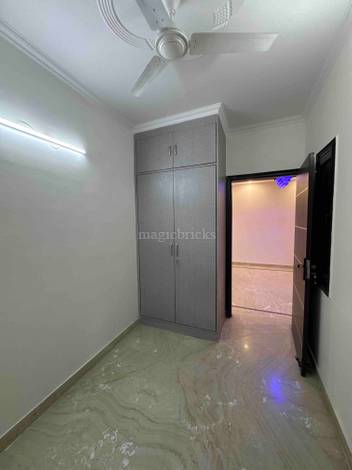 BHK Flats in Govindpuri Extension, New Delhi: 7+ Flats Apartments