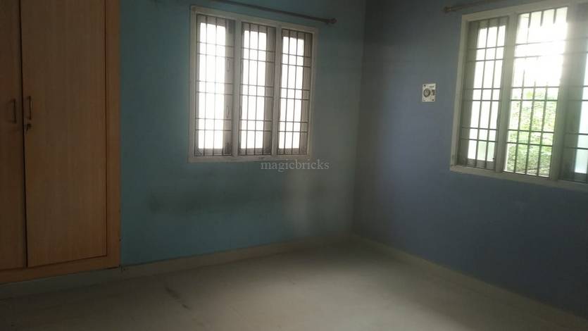 Flats in Gandhi Nagar Keelakattalai, Chennai 5+ Apartments by