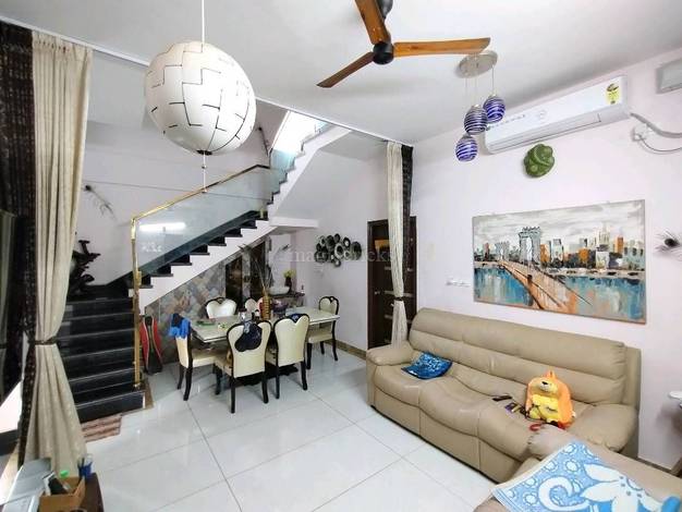 BHK Independent House for Sale in KR Puram, Bangalore: 30+ BHK