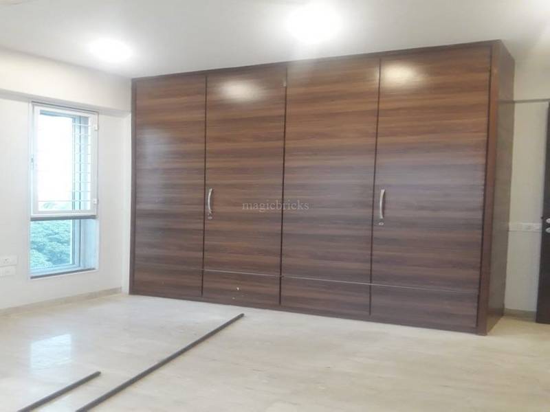 2 BHK Flats for Sale in Supreme Signet, Khar West