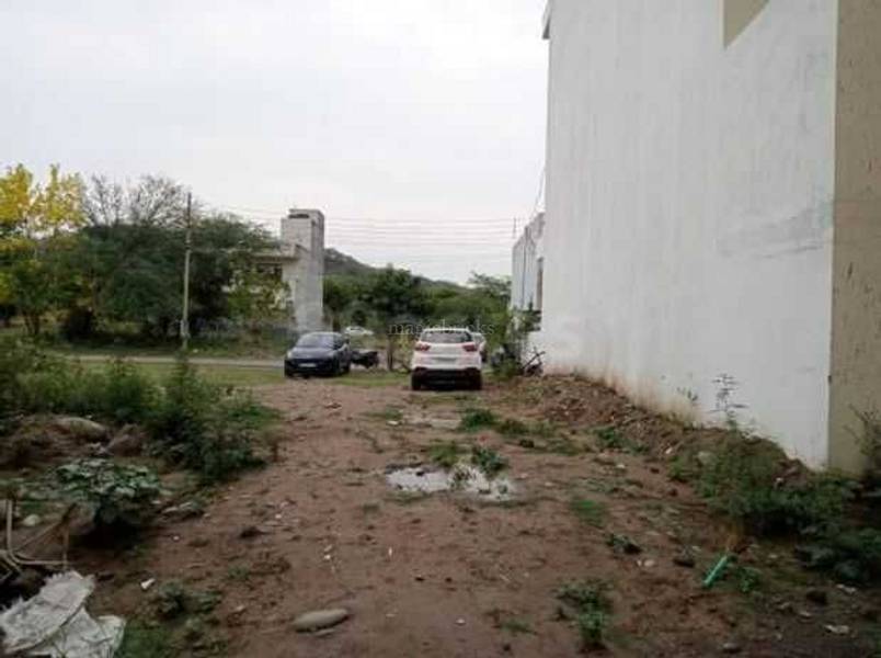 216 Sqm Plot For Sale in Sector 38, Gurgaon