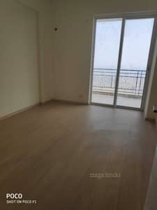 Buy 1845 Sqft 3 BHK Flat for Sale in DLF Express Greens Manesar Gurgaon ...