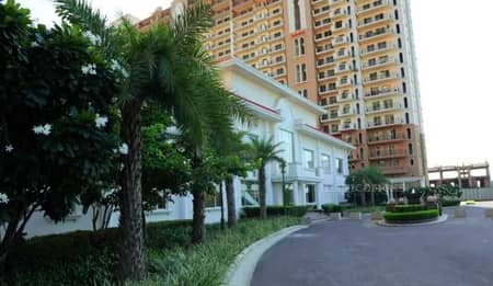 Buy 1845 Sqft 3 BHK Flat for Sale in DLF Express Greens Manesar Gurgaon ...