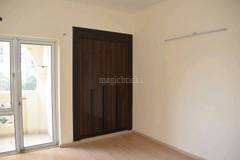 3BHK Multistorey Apartment for Resale in DLF Capital Greens 1 and 2 at Moti Nagar, Kirti Nagar - Photo 5