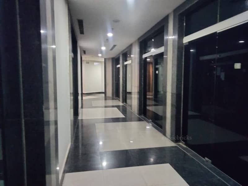 Office Space For Sale in Spaze Platinum Tower, Malibu Town, Gurgaon