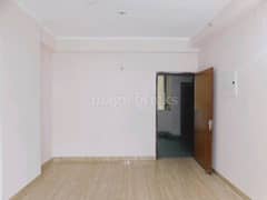 3BHK Multistorey Apartment for Rent in Amrapali Golf Homes at Noida Extension - Photo 2