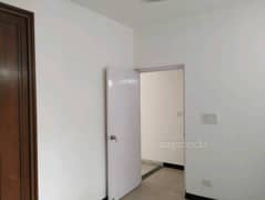 3BHK Multistorey Apartment for Rent in Roop Villa Apartment at Sector 19 Dwarka - Photo 4