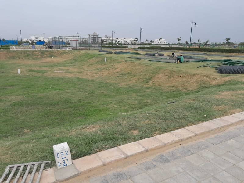 300 Sqft Plot For Sale in Central Park 3, Sector 33 Sohna, Gurgaon