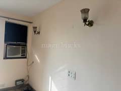 2BHK Multistorey Apartment for Rent in Unitech Uniworld Garden II at Block A Sector 47 - Photo 5