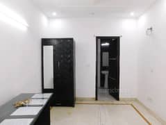 3BHK Multistorey Apartment for Rent in Phase 2 Chattarpur Enclave - Photo 5