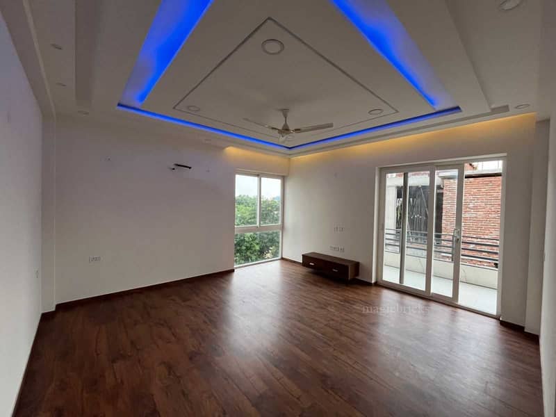 3 BHK 400 Sqyrd Flat For Sale in DLF City Plot Phase 2, DLF Phase 2, Gurgaon