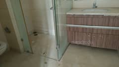 4BHK Multistorey Apartment for Rent in ABW La Lagune Gurgaon at Golf Course Road - Photo 4
