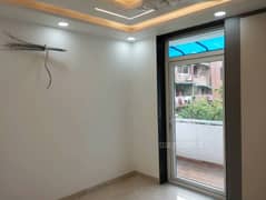3BHK Multistorey Apartment for Rent in Antriksh Shivalik Apartments at Sector 6 Dwarka - Photo 5