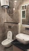 3BHK Multistorey Apartment for Rent in RWA Flats at Block G Saket - Photo 8