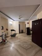 3BHK Builder Floor Apartment for Resale in Sector 7 - Photo 2
